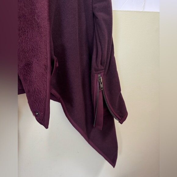Lululemon Presence OfMind Jacket Sherpa Fleece Red Cozy Wrap Cardi Zip Sleeve 8 - Picture 6 of 16